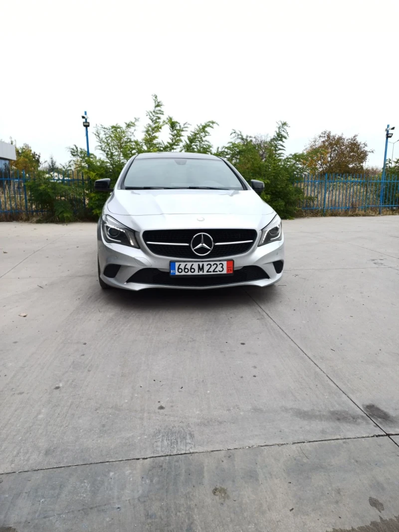 Mercedes-Benz CLA 200, снимка 1 - Автомобили и джипове - 47806982