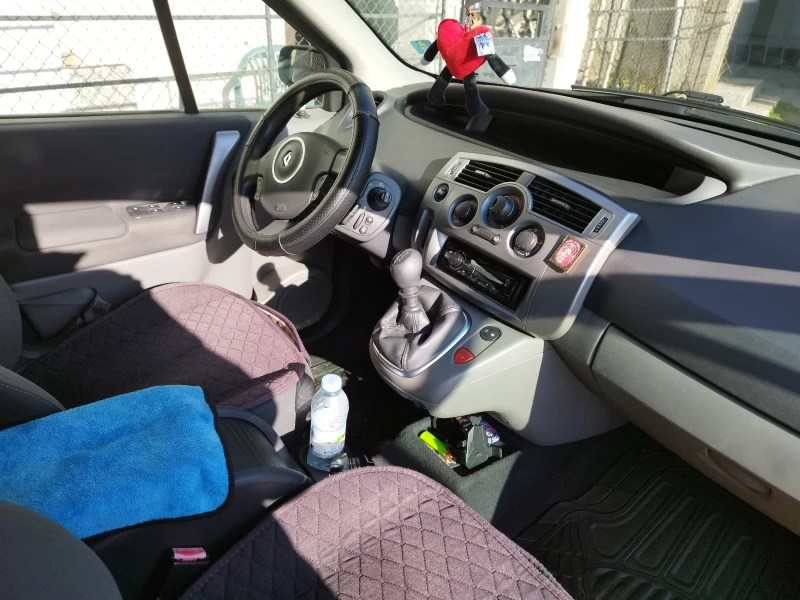 Renault Grand scenic, снимка 5 - Автомобили и джипове - 48643685