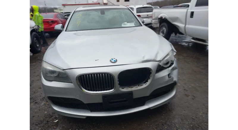 BMW 740, снимка 2 - Автомобили и джипове - 48717780