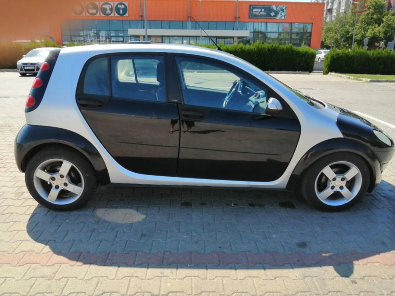 Smart Forfour, снимка 13 - Автомобили и джипове - 52902274