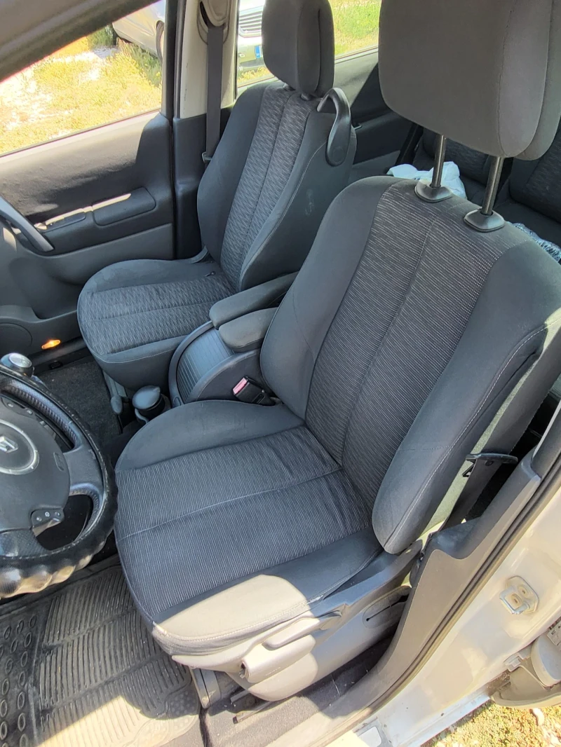 Renault Scenic 6+ 1, снимка 9 - Автомобили и джипове - 51274645