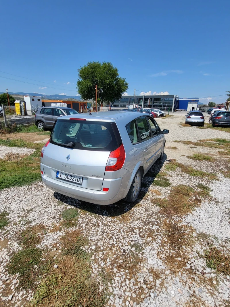 Renault Scenic 6+ 1, снимка 5 - Автомобили и джипове - 51274645