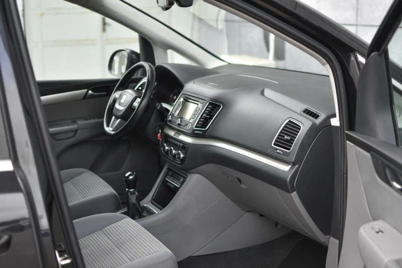 Seat Alhambra 2.0 TDI 4 drive, снимка 10 - Автомобили и джипове - 51904577