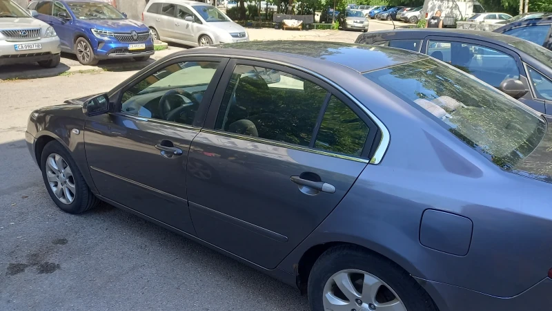 Kia Magentis Седан , снимка 10 - Автомобили и джипове - 52108724