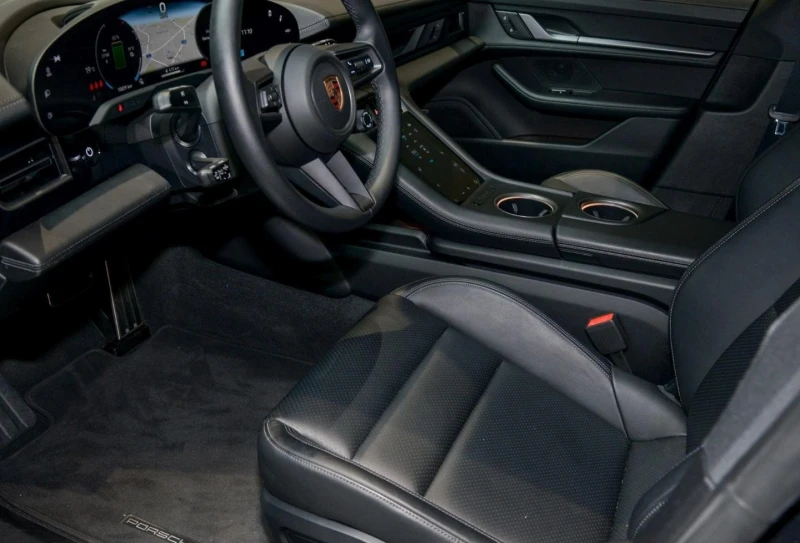 Porsche Taycan 4S SPORT TURISMO/FACELIFT/MATRIX/PANO/BOSE/360/, снимка 10 - Автомобили и джипове - 52209852