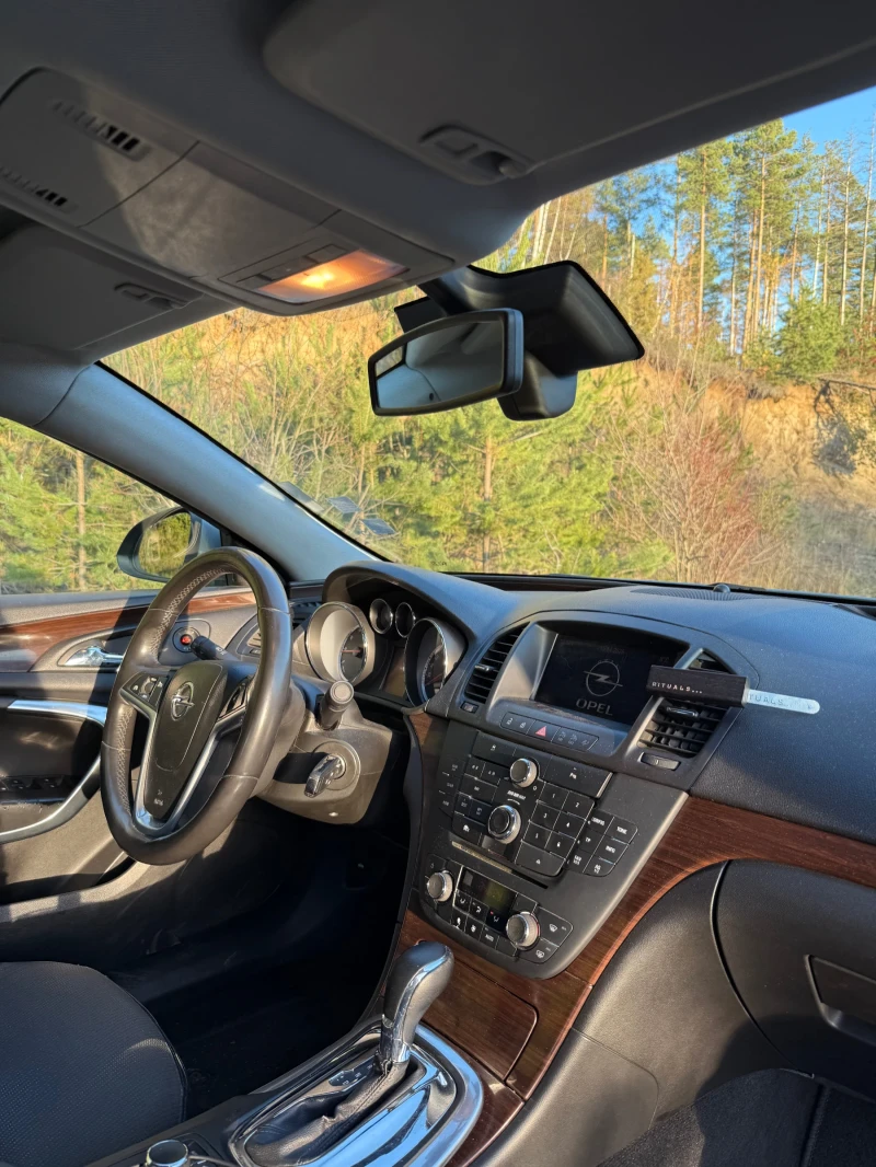 Opel Insignia 2.0i TURBO ВЕРИГА, снимка 9 - Автомобили и джипове - 52431297