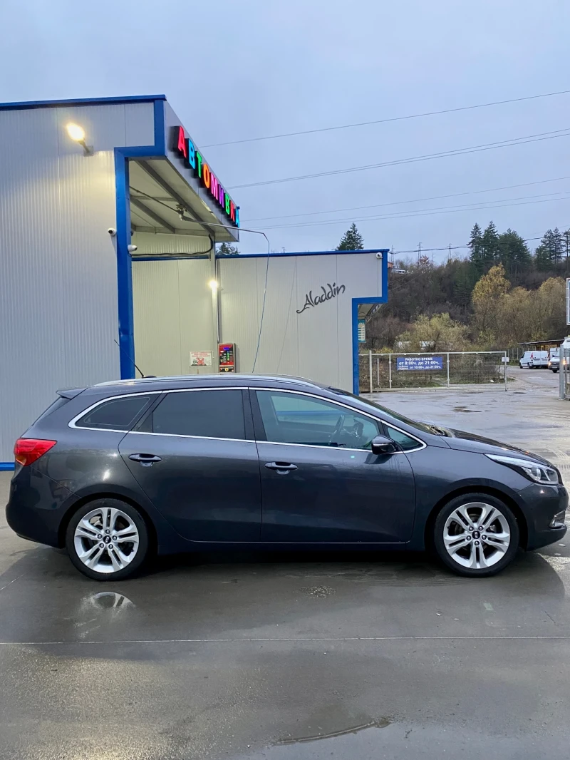 Kia Ceed 1.6 GDi Business, снимка 5 - Автомобили и джипове - 52472977
