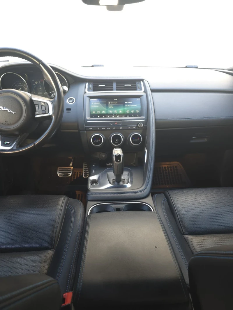 Jaguar E-pace R- Dynamic P250 AWD, снимка 7 - Автомобили и джипове - 52472532