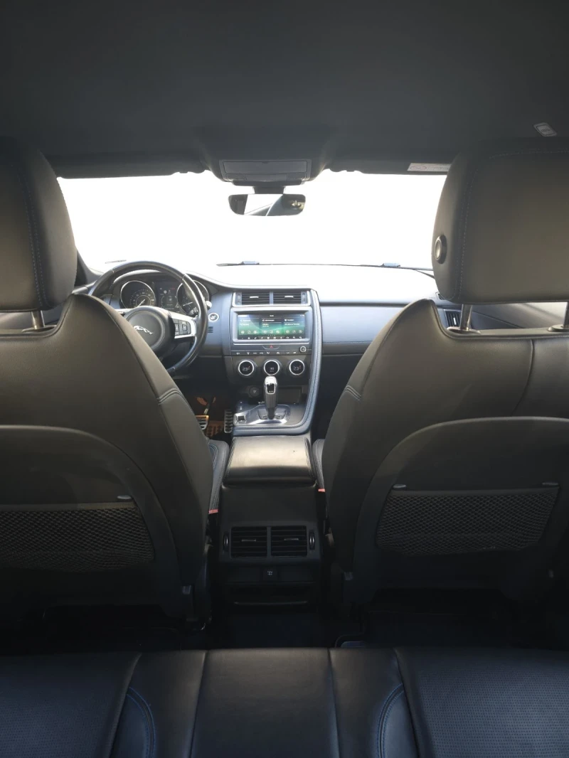 Jaguar E-pace R- Dynamic P250 AWD, снимка 10 - Автомобили и джипове - 52472532