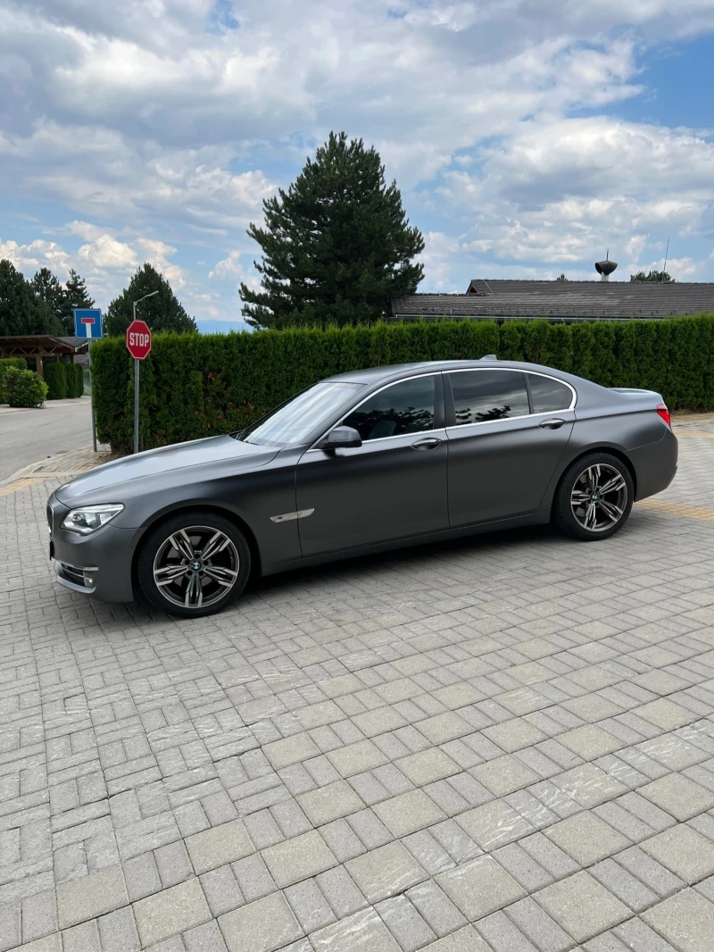 BMW 740 Facelift, снимка 6 - Автомобили и джипове - 53493374