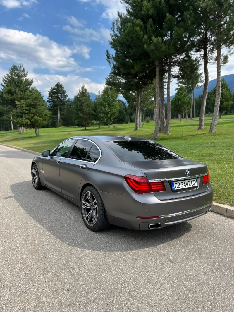 BMW 740 Facelift, снимка 3 - Автомобили и джипове - 53493374