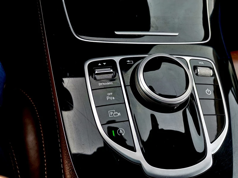 Mercedes-Benz E 350 КАТО ЧИСТО НОВ/9G/Burmester, снимка 11 - Автомобили и джипове - 53560531
