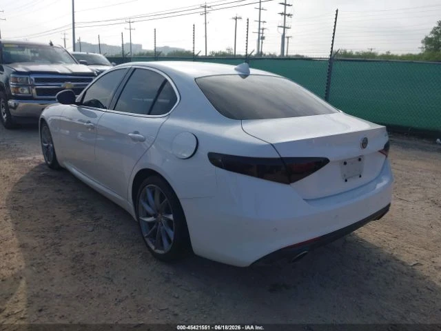 Alfa Romeo Giulia !!УНИКАТ!! #ПЪЛНО ОБОРУДВАНЕ# !ПАНОРАМА, снимка 7 - Автомобили и джипове - 55003306