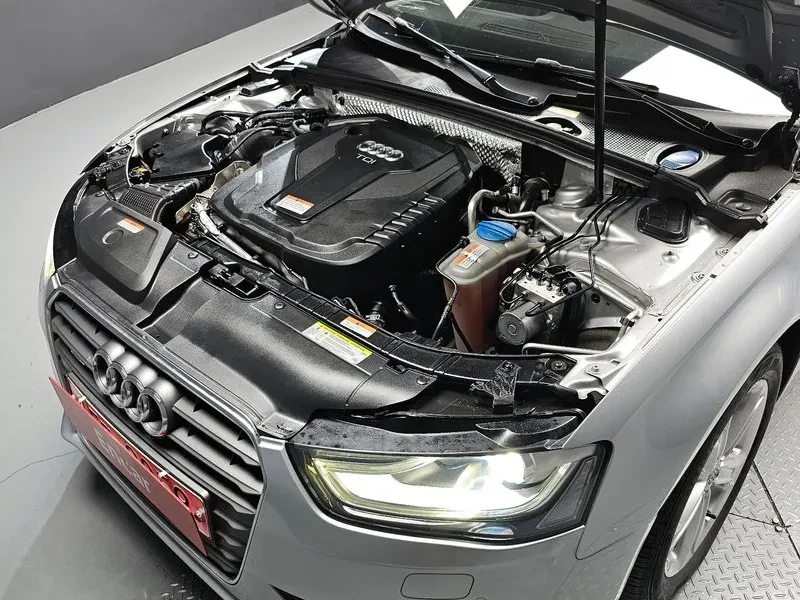 Audi A4 2.0 TDI Quattro - САМО 30% АВАНС, снимка 6 - Автомобили и джипове - 55487013