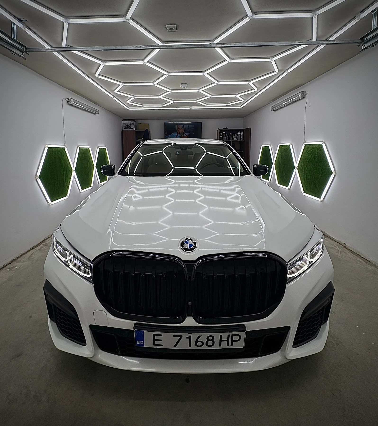 BMW 730 Бартер за джип, снимка 1