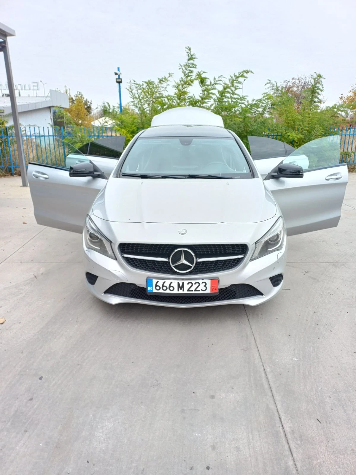 Mercedes-Benz CLA 200  - изображение 2