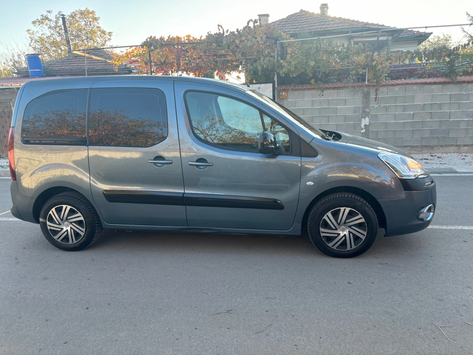 Citroen Berlingo 1.6HDI EURO5 92кс. 2012г - изображение 6