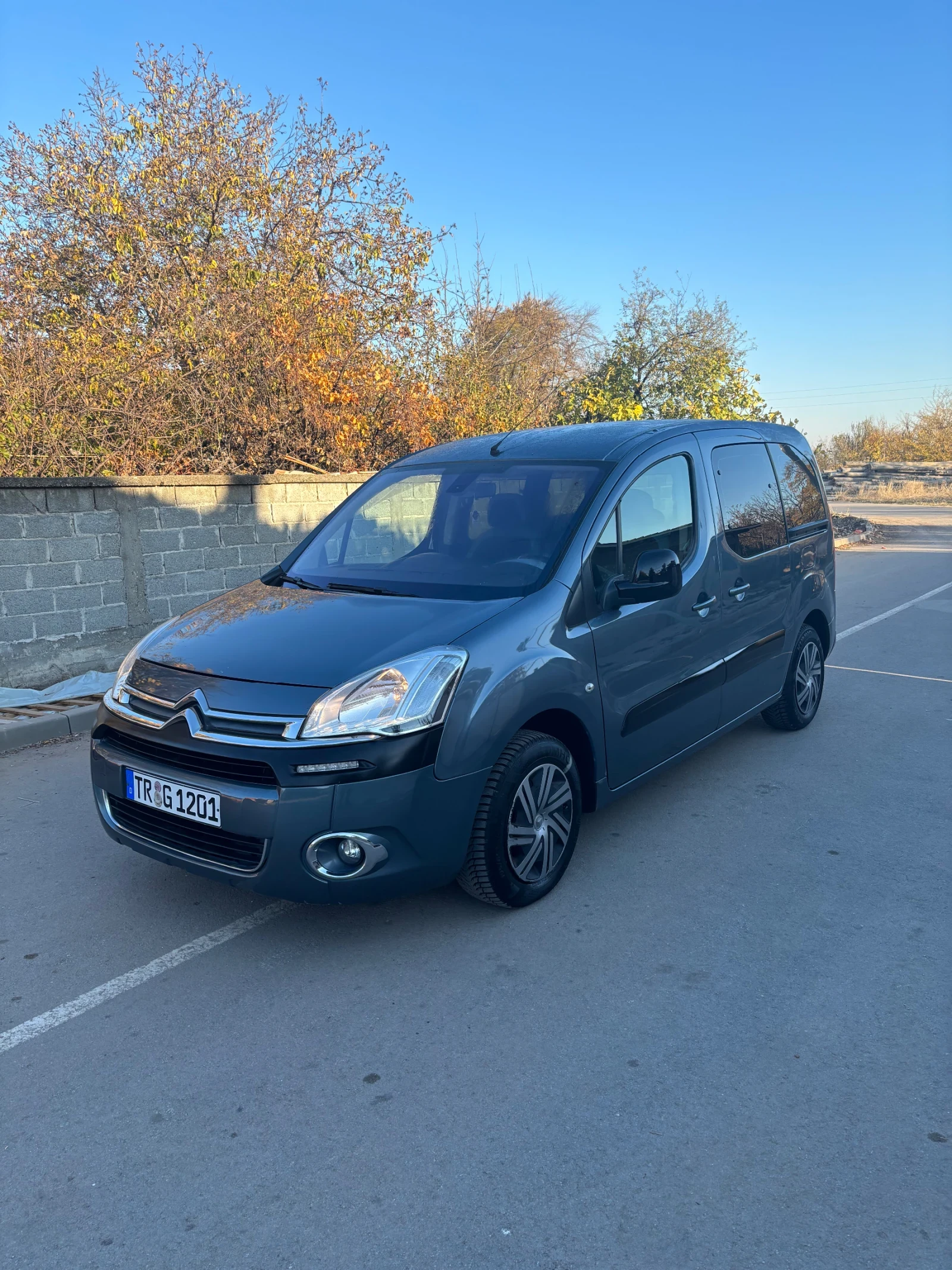 Citroen Berlingo 1.6HDI EURO5 92кс. 2012г - изображение 2