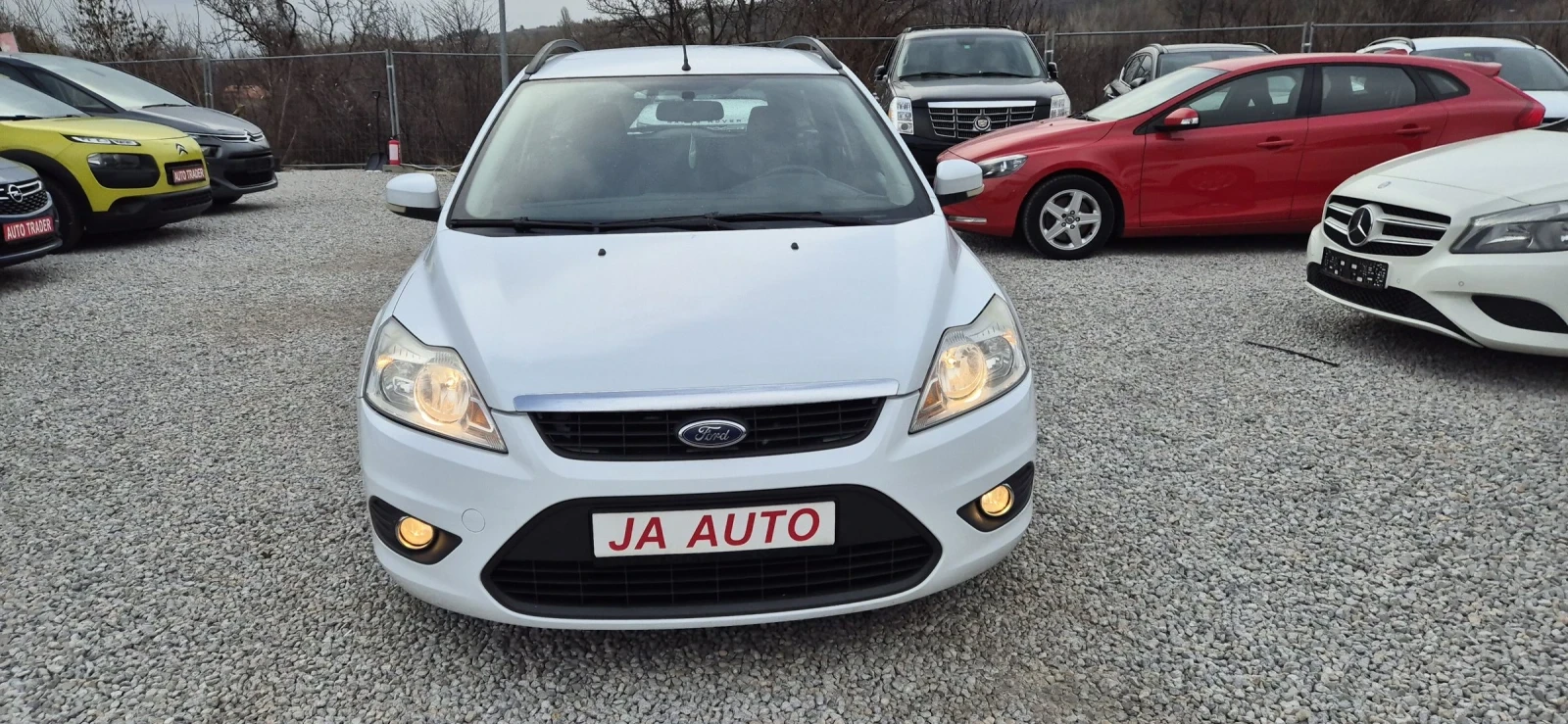 Ford Focus 2.0-145кс.КЛИМА - изображение 2