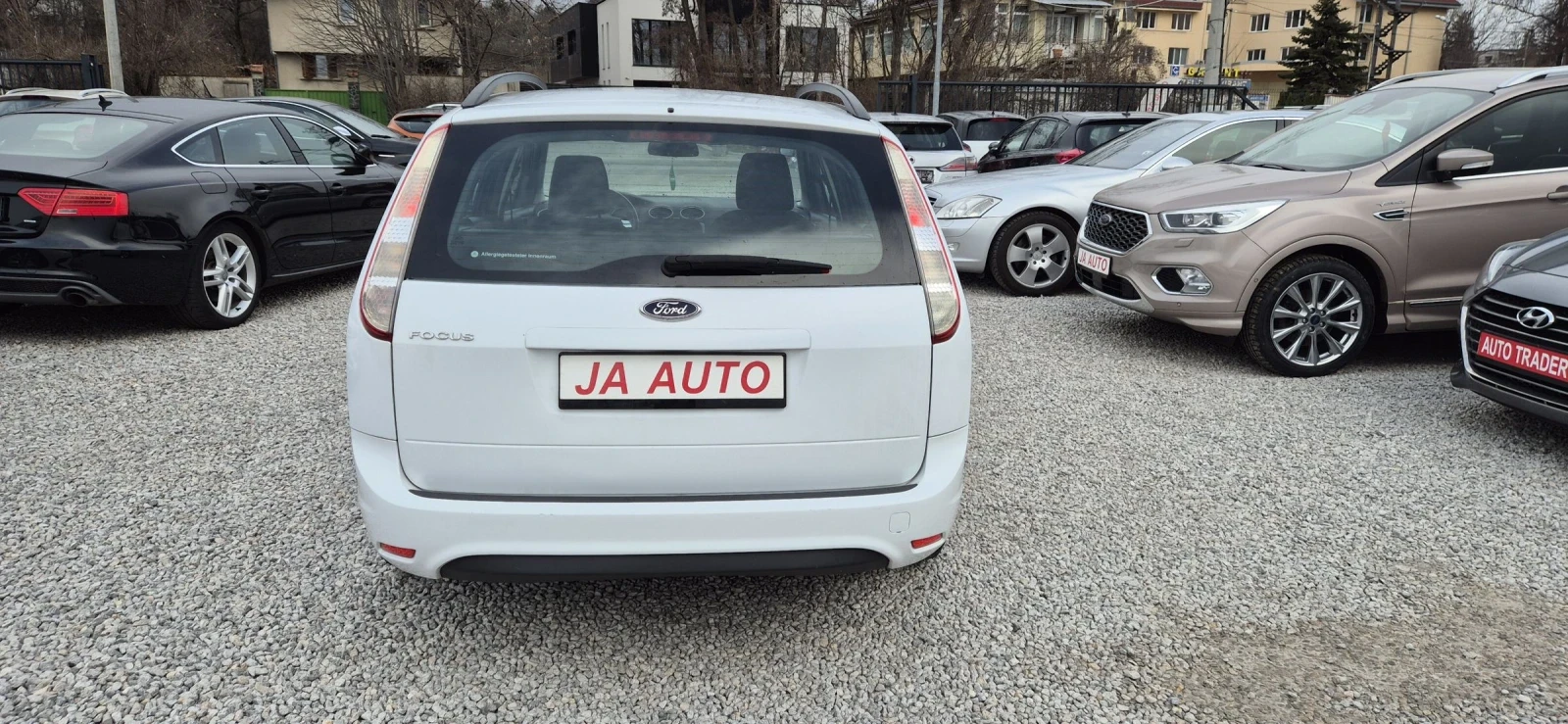 Ford Focus 2.0-145кс.КЛИМА - изображение 8