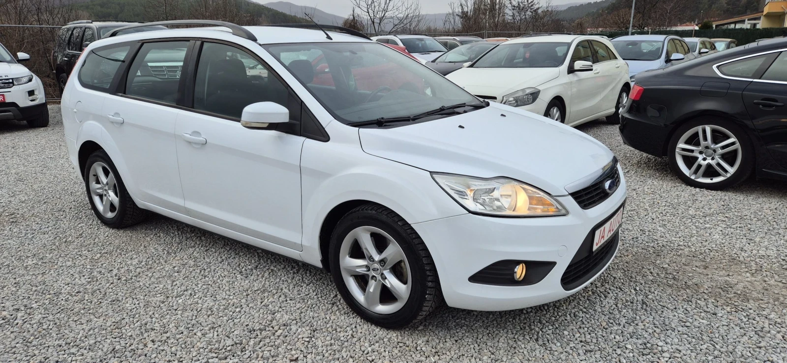 Ford Focus 2.0-145кс.КЛИМА - изображение 4