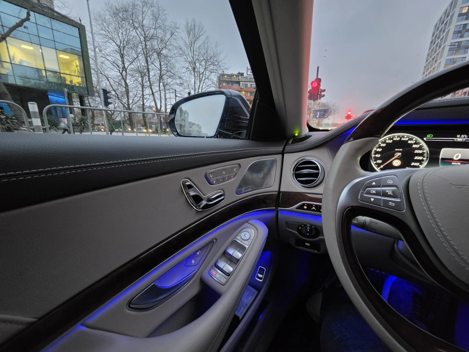 Mercedes-Benz S 550 S550L 83000 AMG 4Matic/Pano/Burmaster, снимка 8 - Автомобили и джипове - 54061036