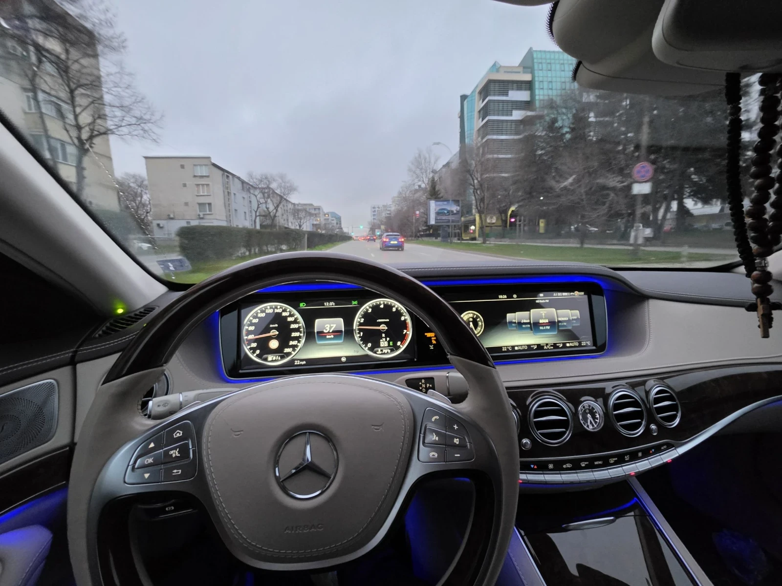 Mercedes-Benz S 550 S550L 83000 AMG 4Matic/Pano/Burmaster, снимка 6 - Автомобили и джипове - 54061036