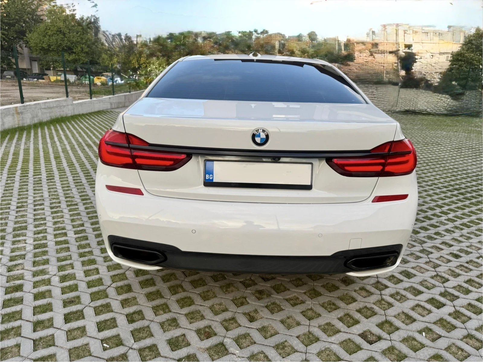 BMW 750 ixdrive - изображение 4