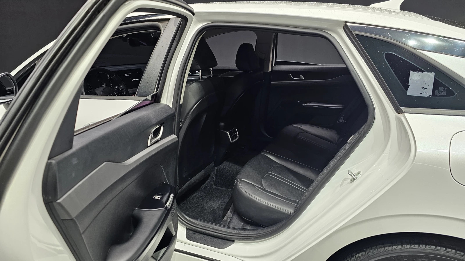 Kia K5 2.0LPI TRENDY | Mobile.bg   12