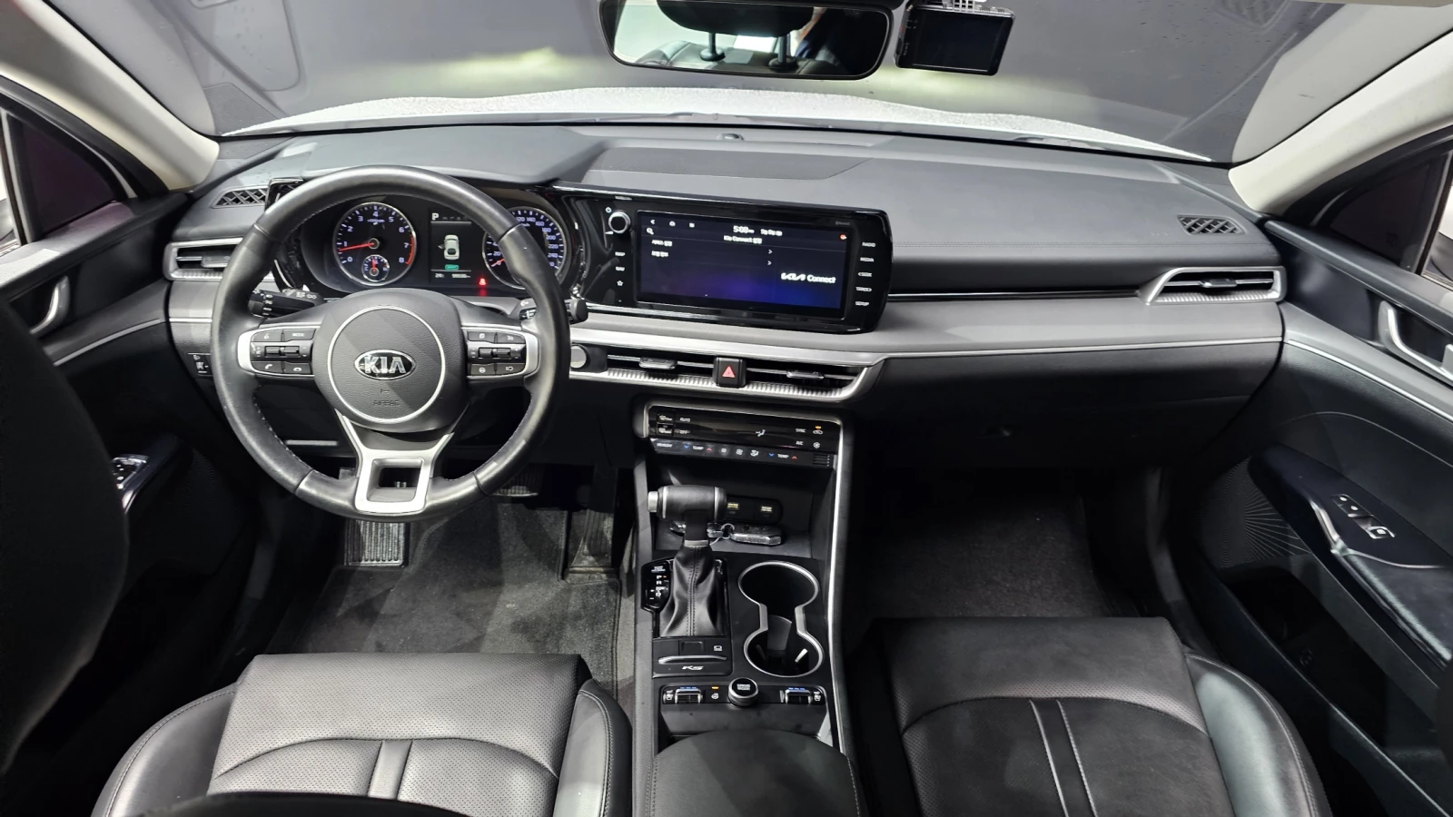 Kia K5 2.0LPI TRENDY | Mobile.bg   7