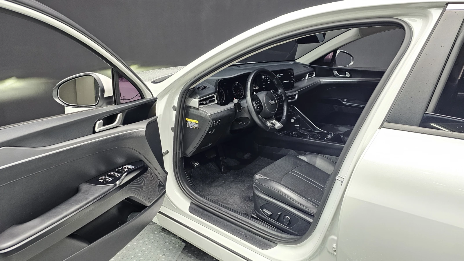 Kia K5 2.0LPI TRENDY | Mobile.bg   11