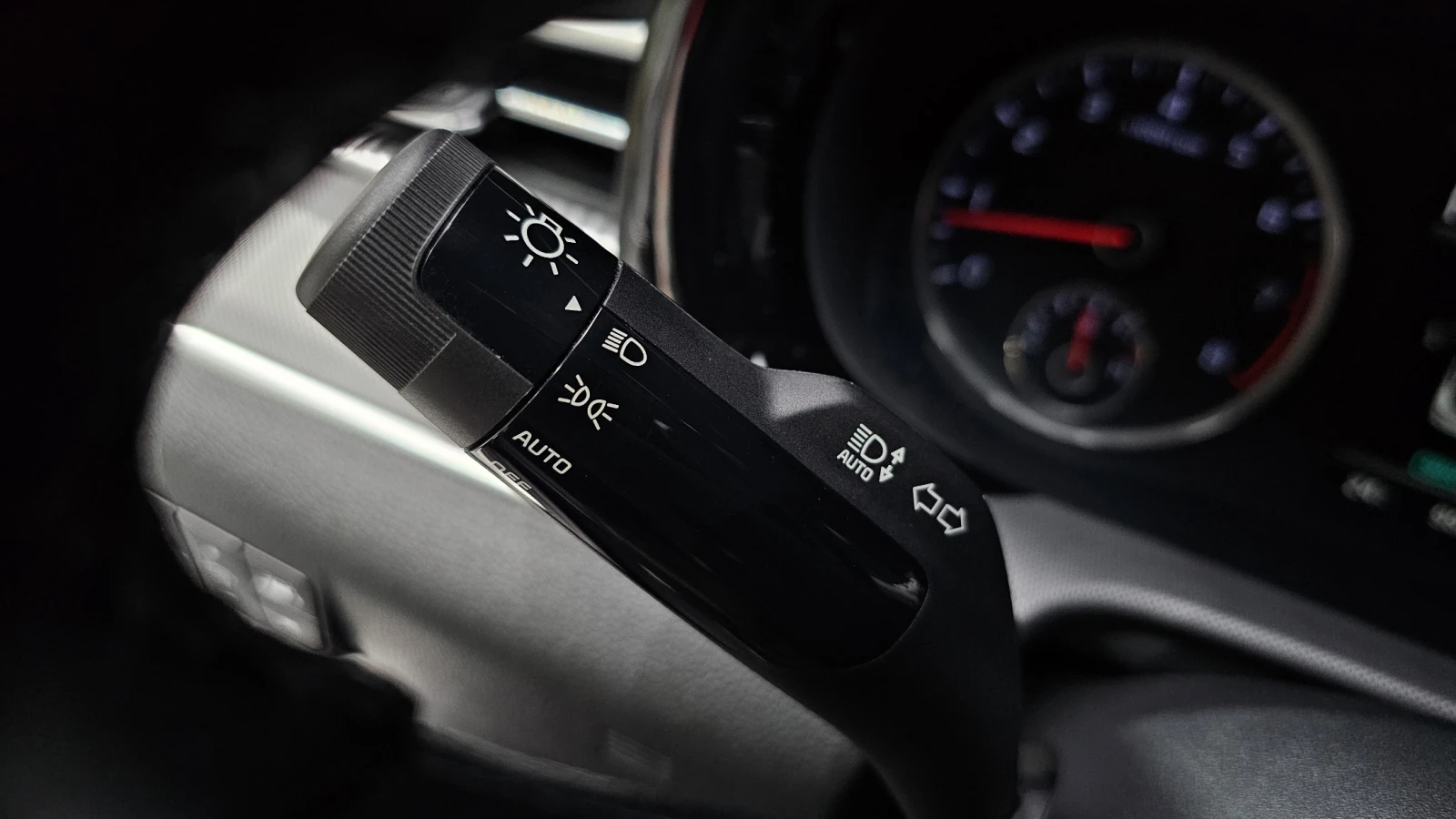 Kia K5 2.0LPI TRENDY | Mobile.bg   17