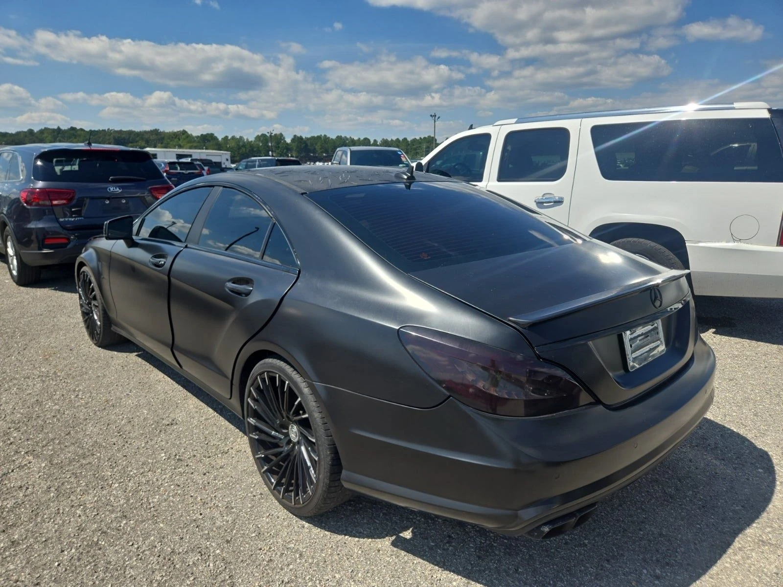 Mercedes-Benz CLS 63 AMG DISTRONIK* HARMAN* NIGHT VIEW* CARBON* LANE ASSIST - изображение 5