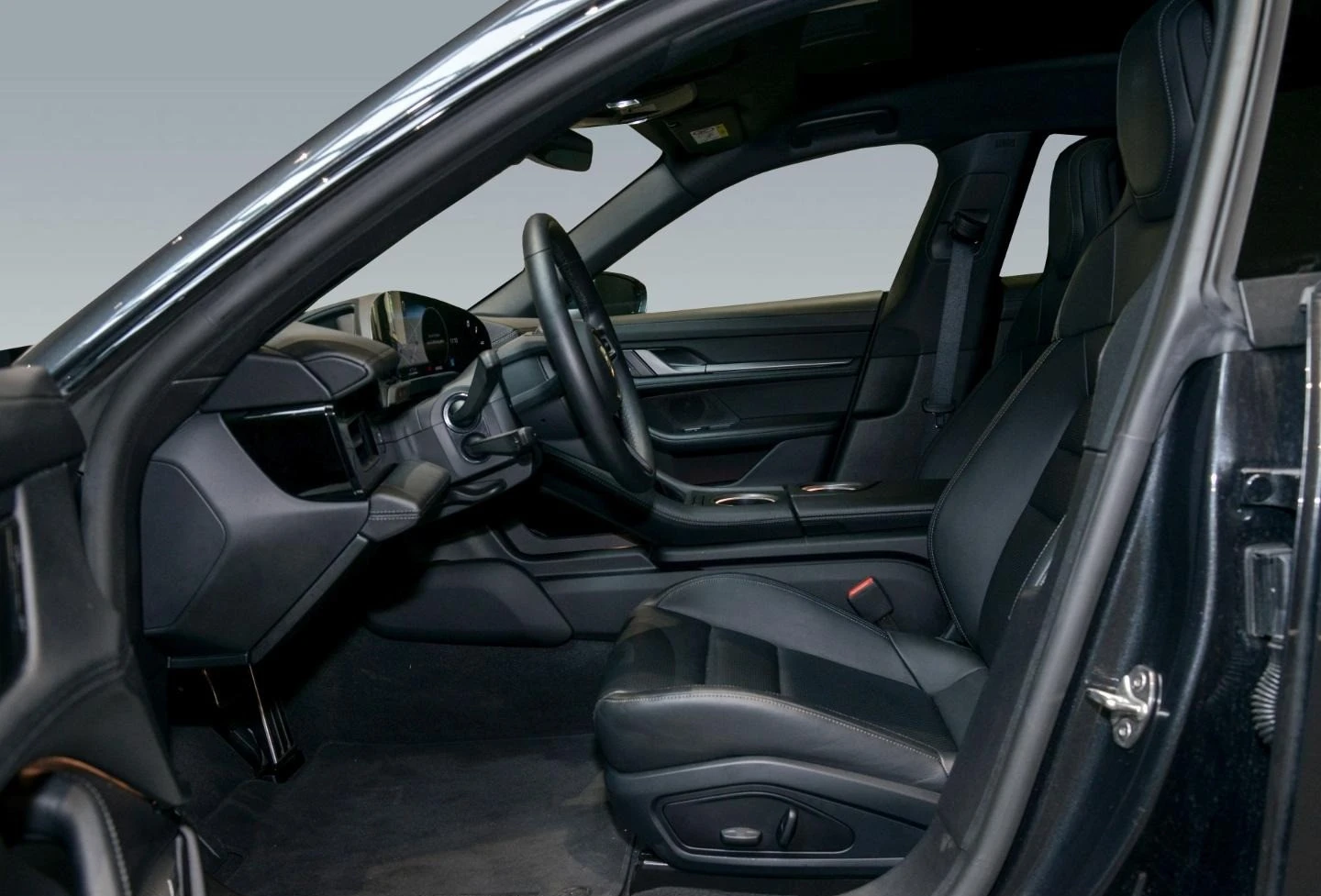 Porsche Taycan 4S SPORT TURISMO/FACELIFT/MATRIX/PANO/BOSE/360/ - изображение 8