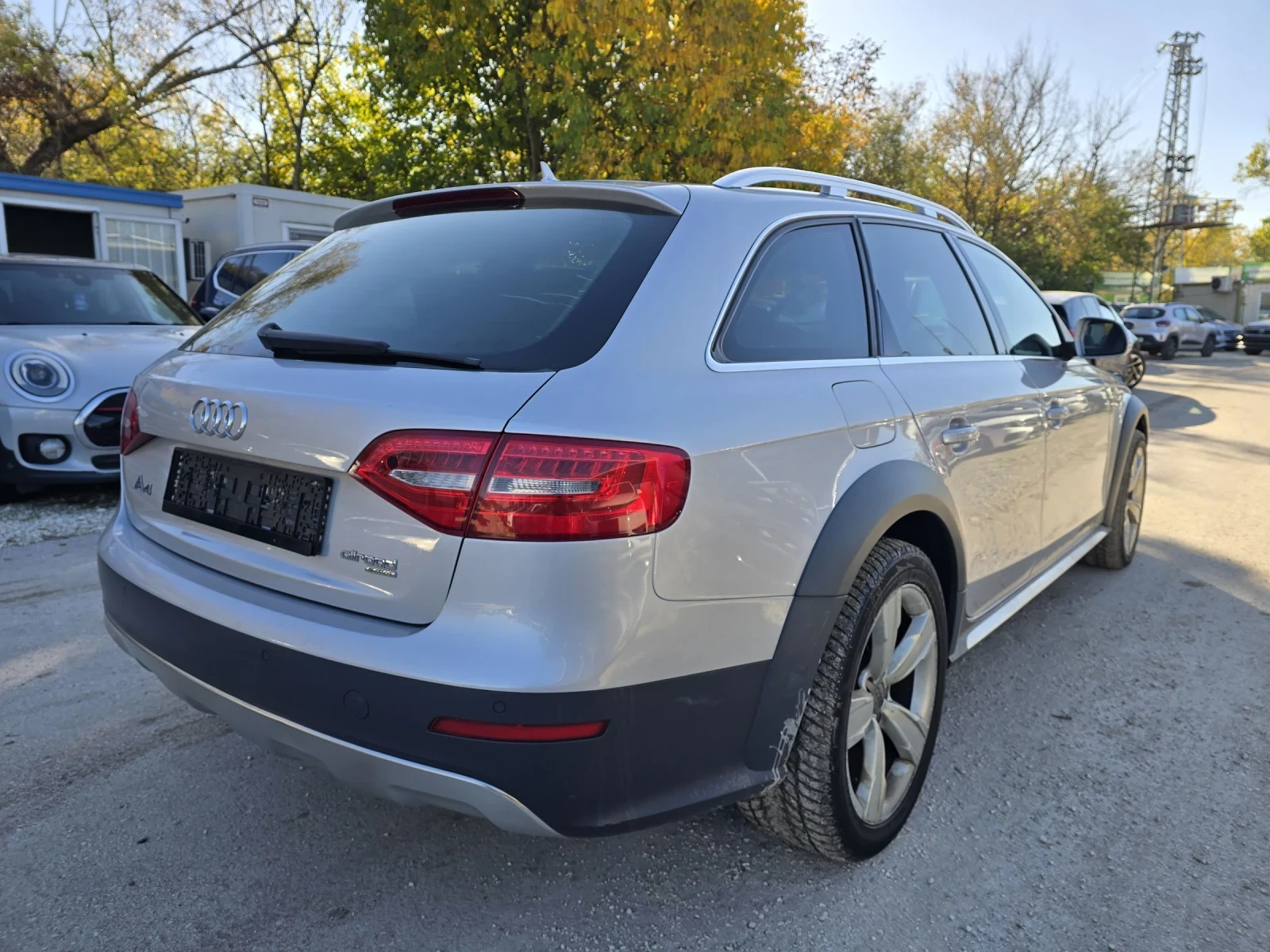 Audi A4 Allroad 2.0TDI 177к.с BUSINESS PLUS QUATTRO BANG&OLUFSEN  - изображение 4