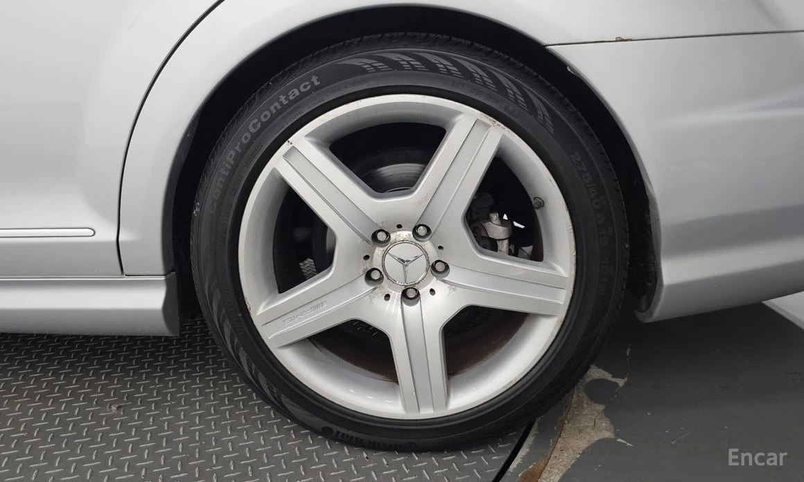 Mercedes-Benz S 550  - изображение 5