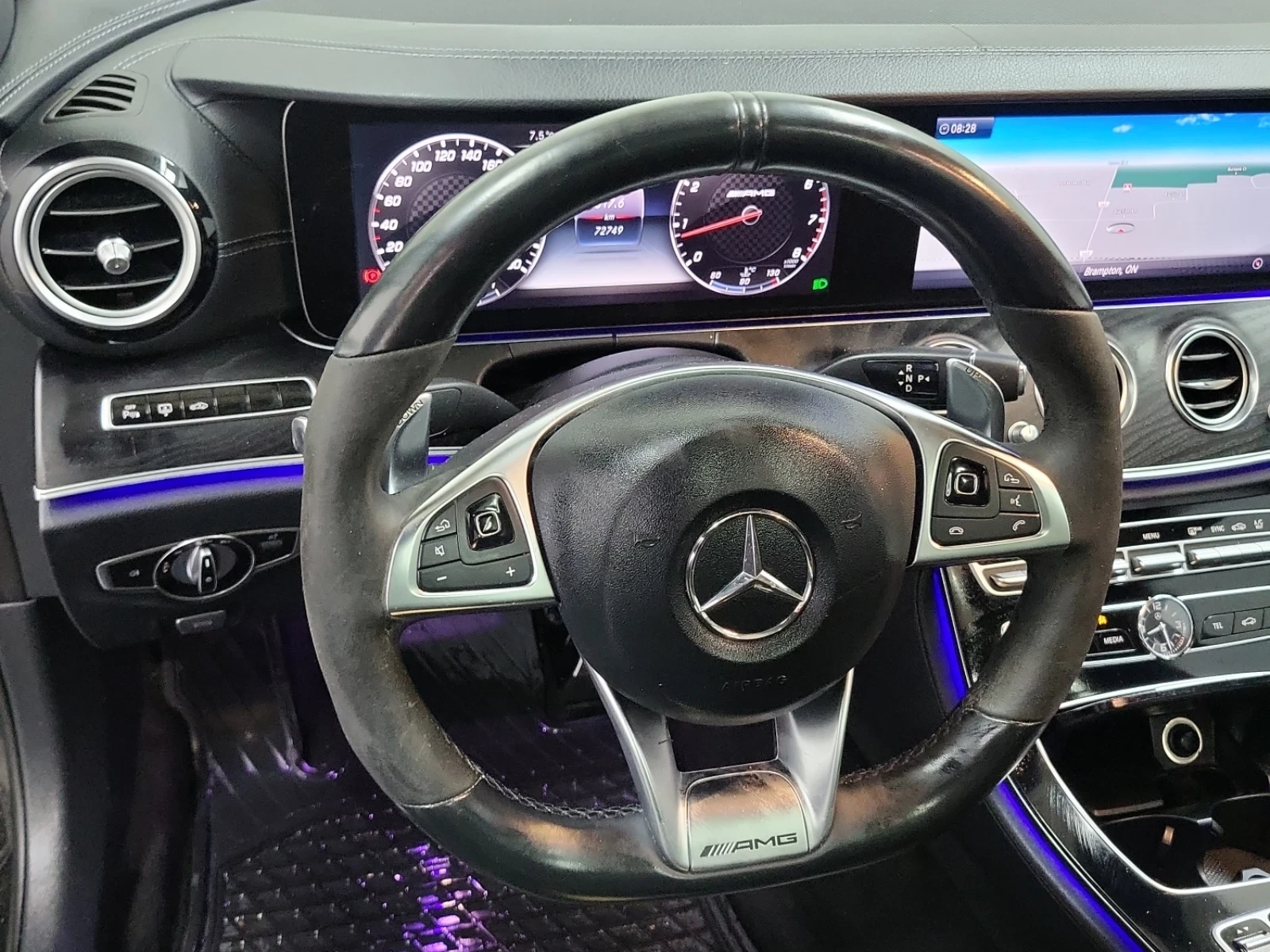 Mercedes-Benz E 43 AMG * * CARFAX * * АВТО КРЕДИТ * *  - изображение 9