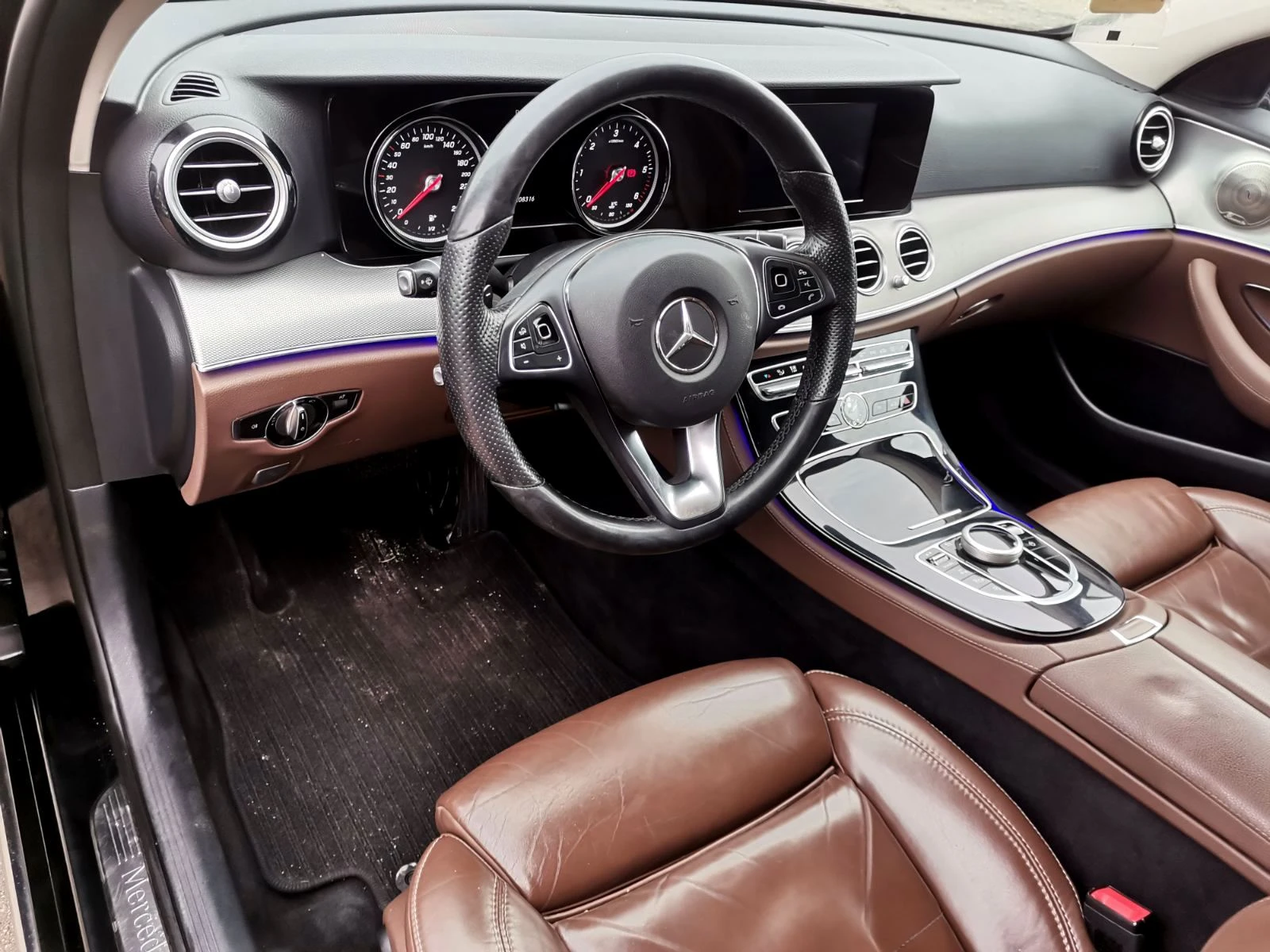 Mercedes-Benz E 350 КАТО ЧИСТО НОВ/9G/Burmester - изображение 8