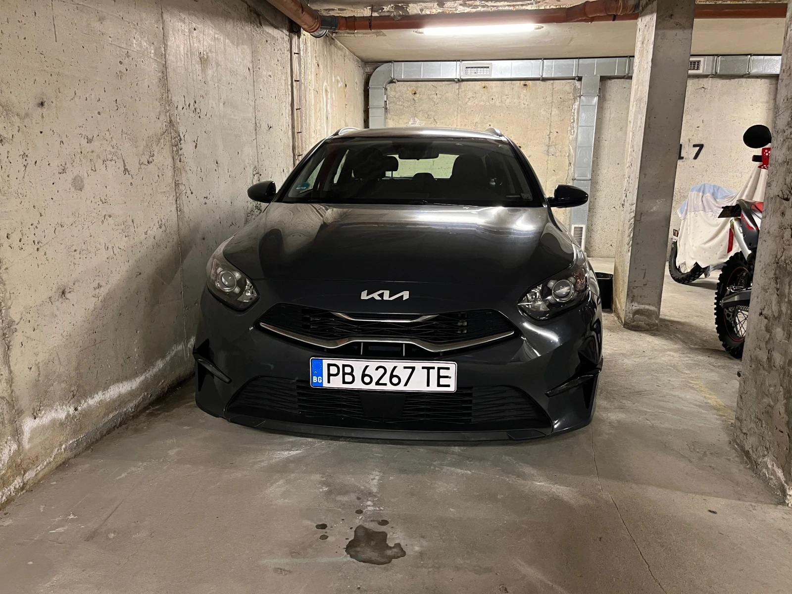Kia Ceed SW 2022 | ГАРАНЦИЯ | Качваш се и караш | Обслужена