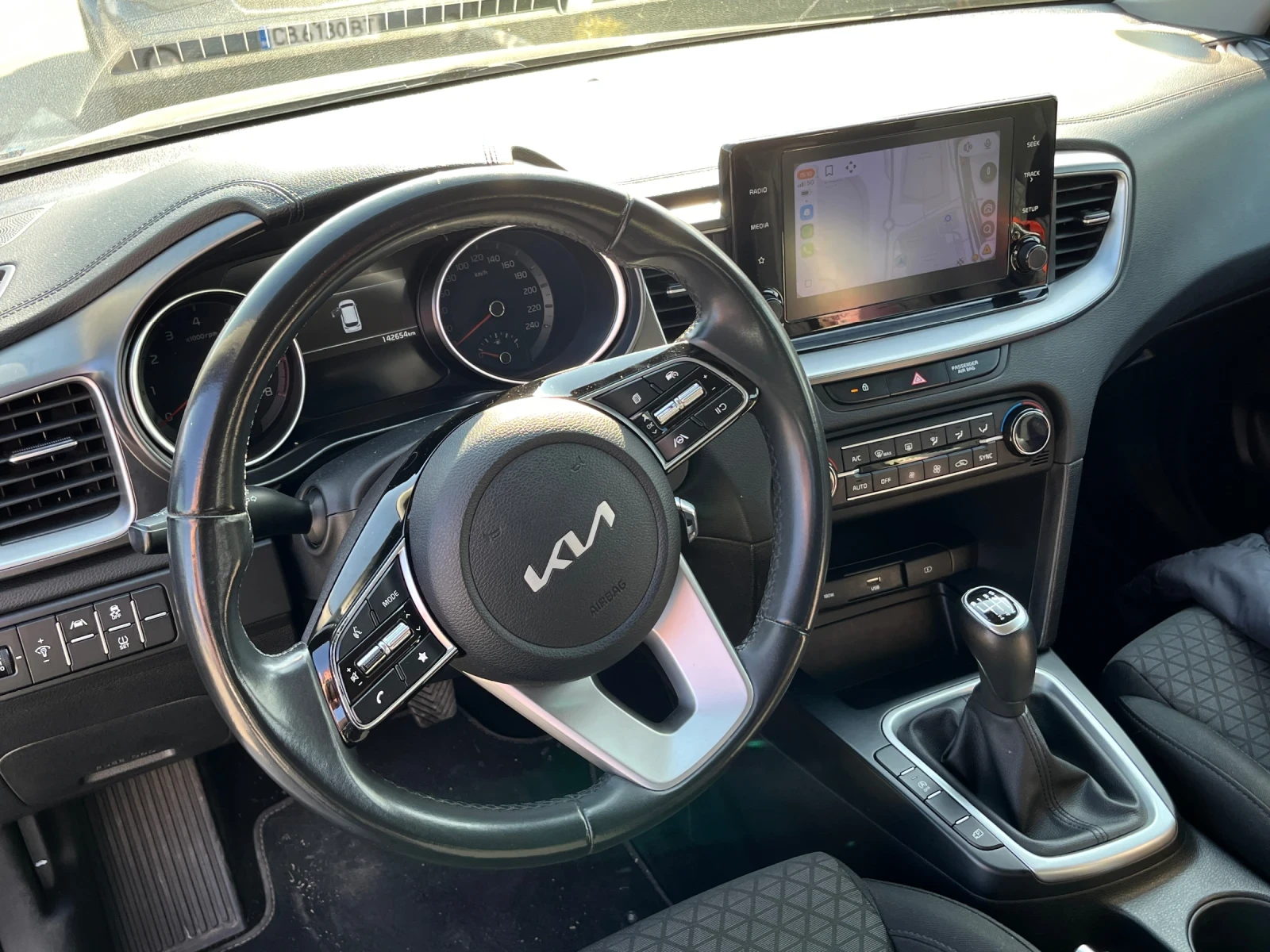 Kia Ceed, снимка 10 - Автомобили и джипове - 53747783