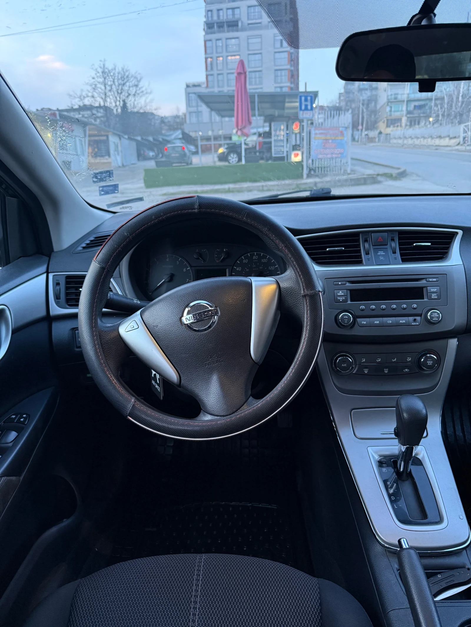 Nissan Sentra, снимка 7 - Автомобили и джипове - 53950016
