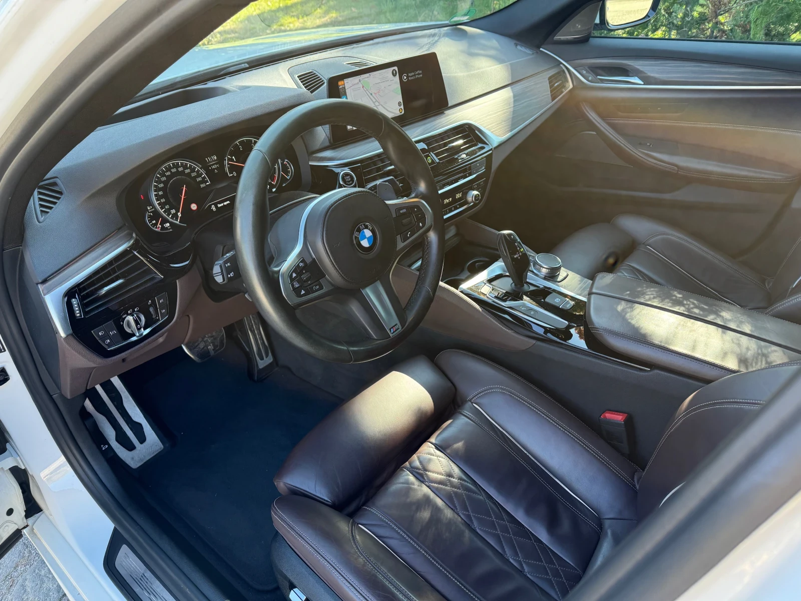 BMW 530 530xDrive, снимка 9 - Автомобили и джипове - 54013871