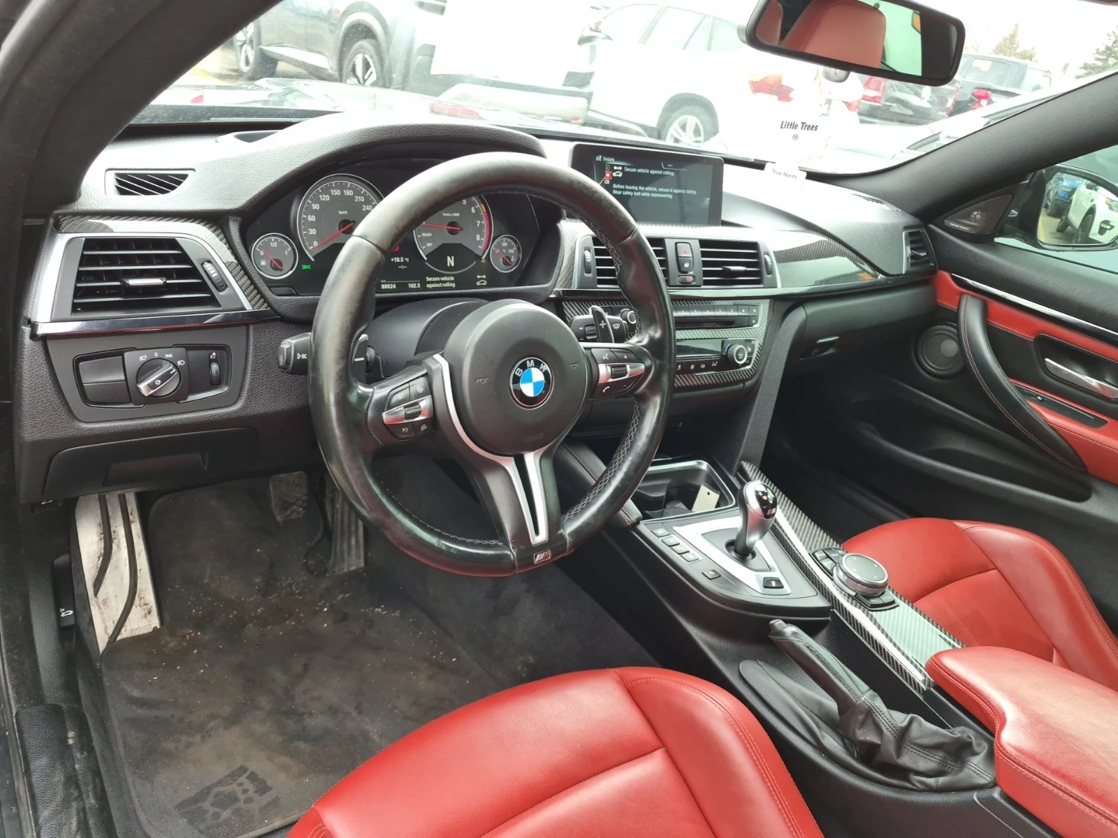 BMW M4 * * CARFAX * * АВТО КРЕДИТ * * , снимка 6 - Автомобили и джипове - 54076123