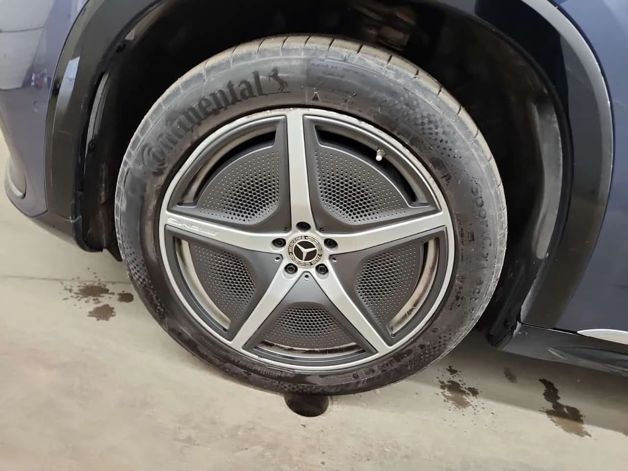 Mercedes-Benz EQS 580| BURMESTER| HEAD-UP| PANO| 360| AMBIENT|  , снимка 8 - Автомобили и джипове - 54078332