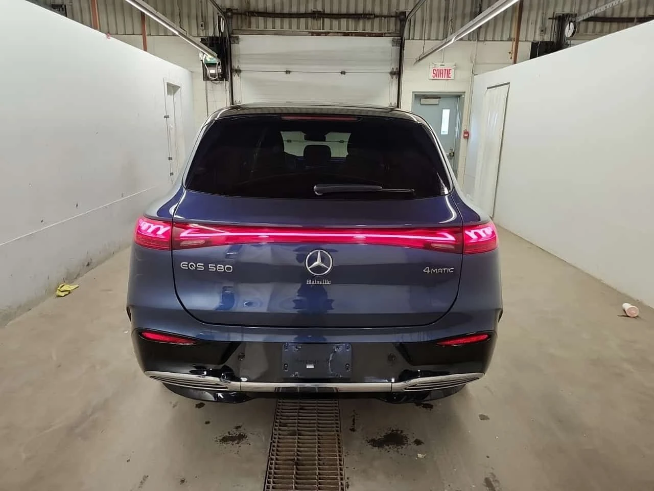 Mercedes-Benz EQS 580| BURMESTER| HEAD-UP| PANO| 360| AMBIENT|  , снимка 5 - Автомобили и джипове - 54078332