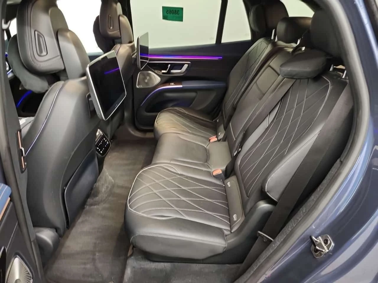 Mercedes-Benz EQS 580| BURMESTER| HEAD-UP| PANO| 360| AMBIENT|  , снимка 13 - Автомобили и джипове - 54078332