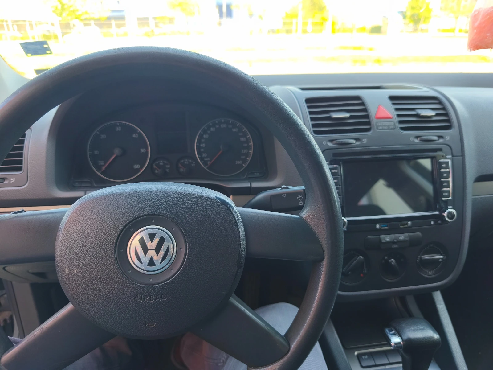 VW Golf, снимка 15 - Автомобили и джипове - 54328353