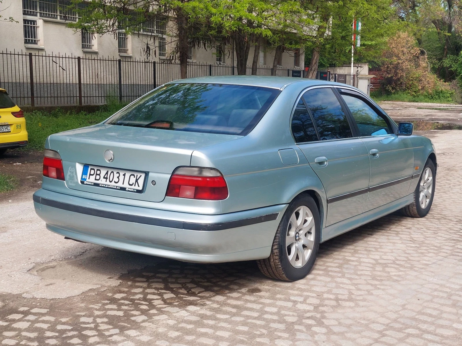 BMW 520, снимка 5 - Автомобили и джипове - 54386734