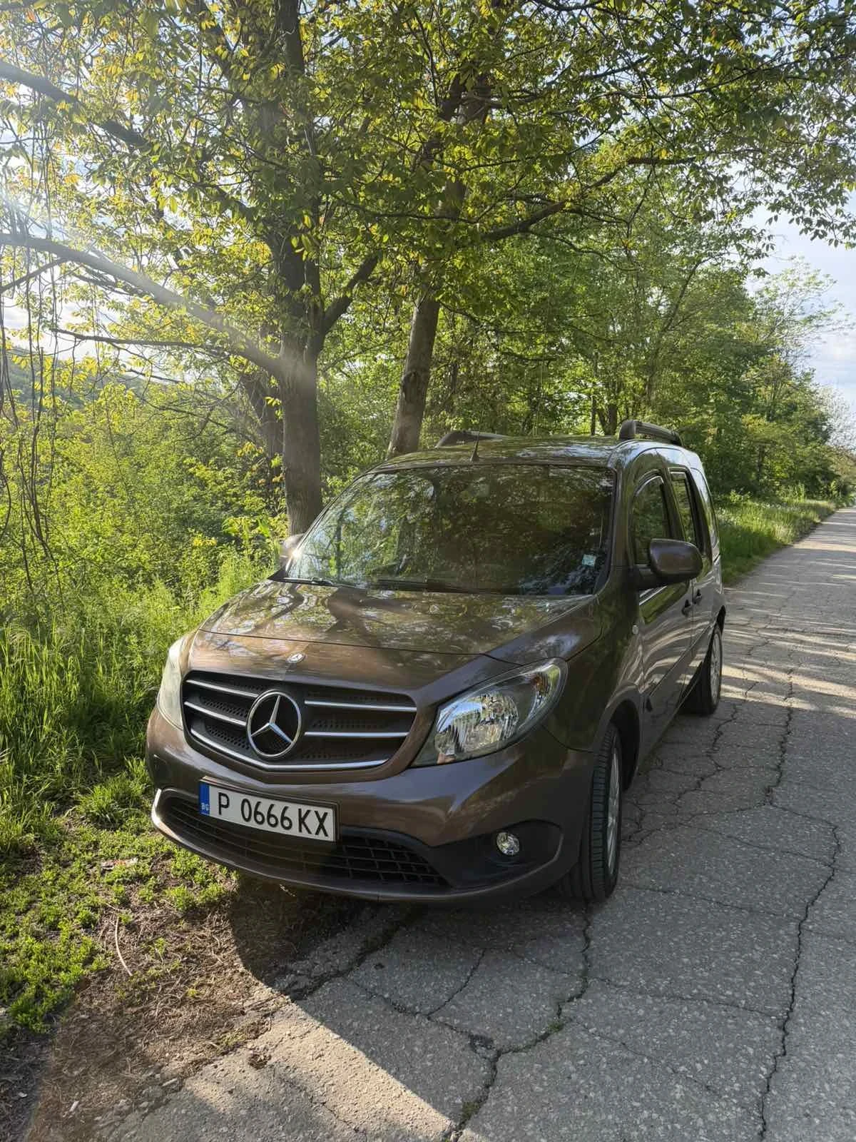 Mercedes-Benz Citan Автомобила се намира в много добро техническо и ви, снимка 2 - Автомобили и джипове - 54416868