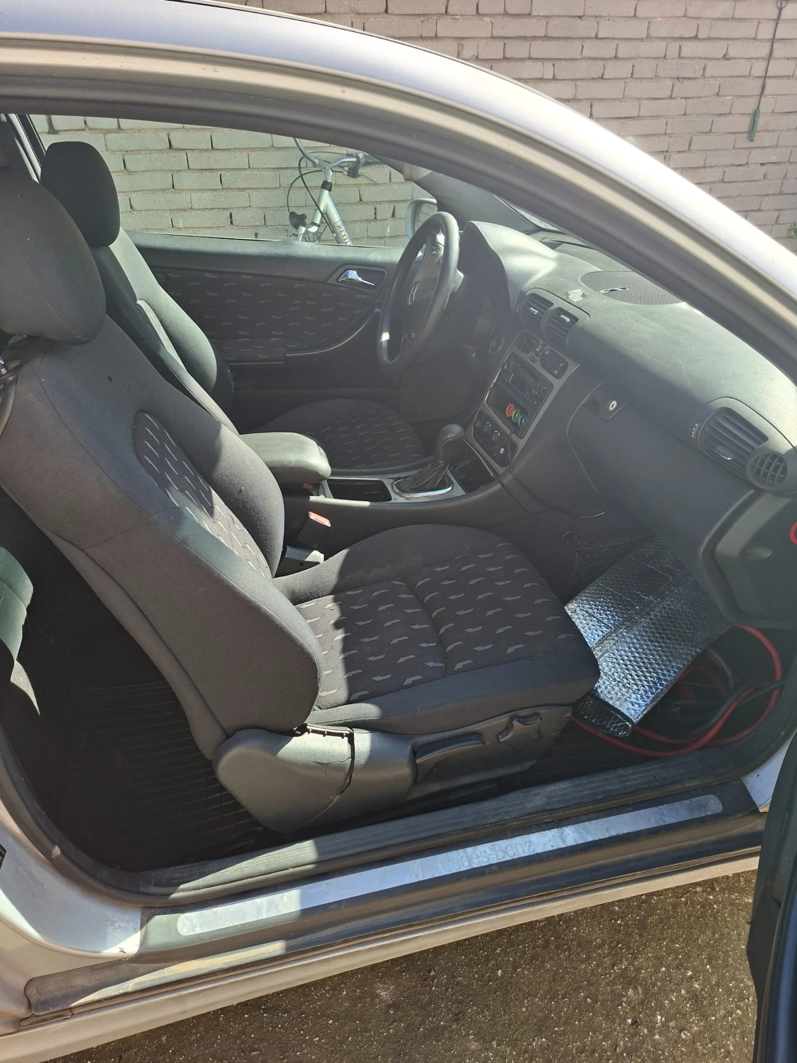 Mercedes-Benz 220, снимка 6 - Автомобили и джипове - 54439482